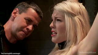 Caliente obligado rubia novato Ella Nova pone atormentado y disciplinado por el maestro James Mogul, a continuación, hizo chupar y follar polla grande gruesa gimp Owen Gray