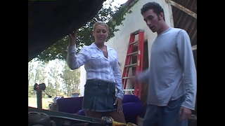 Paling diwasa wanita looking for wong lanang enom - Chelsea Zinn, Darien Ross, Meri Meri, Kiss