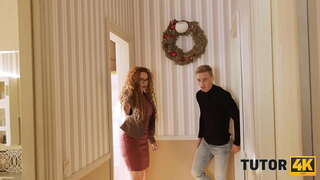 TUTOR໔K. ໃຈຫ້າ guy ລາປະສົບການຄູເຂົ້າໄປໃນ unforgettable ເລື່ອງ