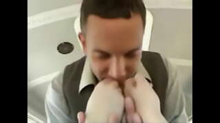 Cô Gái trẻ trên một chiếc xe Buýt