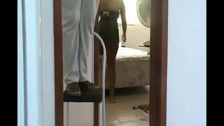 Żona Rogacz jeśli Oglądanie bez majtek dla Elektryka