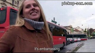 Eurobabe Zuzana banged jeung muhrim pikeun sababaraha duit