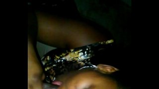 Casado Thot Darme La Cabeza En El Cuarto De Baño