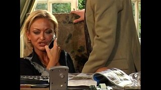 ���ిఎల్-డెల్ఫిన్-Is-The-బాస్-లులు