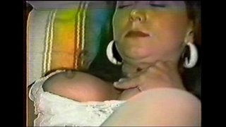 Новички домашнего порно - Трейси Энн Тейп на вечеринке - муж и друг (кокольд)