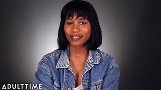 Дженна Фокс Мастурбирует Ва Мегӯяд, Дар Бораи Ин!